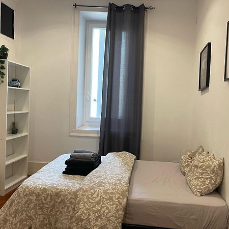 ליסבון Embassy Arriaga Private Elegance Rooms In Stylish Shared Apartment מראה חיצוני תמונה